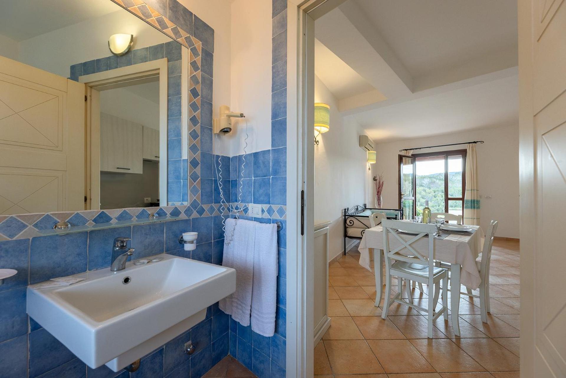 Residence Baia Dei Mirti Vignola Mare Exterior photo